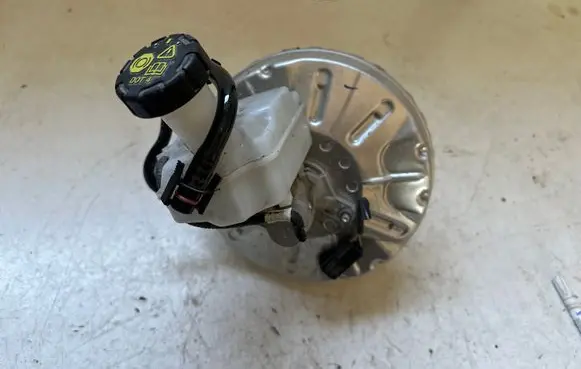 Nissan Juke II F16 Brake booster 460076PE