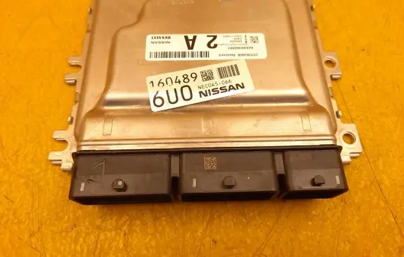 Nissan Qashqai J12 Engine control unit/module 237036UA0A