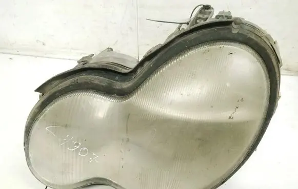 Mercedes-Benz C W203 Headlight/headlamp 1305235663