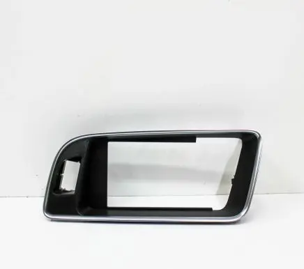 Radio/GPS head unit trim