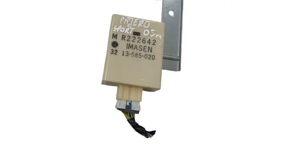 Mitsubishi Pajero Other control units/modules MR222642 3213585020