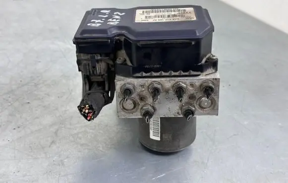 Volkswagen PASSAT B7 ABS Pump 3AA614109AF