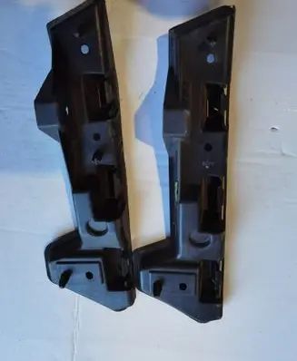 Renault Master III Fender mounting bracket 620130006R 0001036423