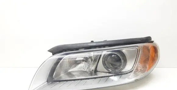 Volvo S80 Headlight/headlamp 30796135
