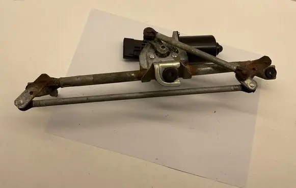 Opel Corsa C Wiper motor V400572