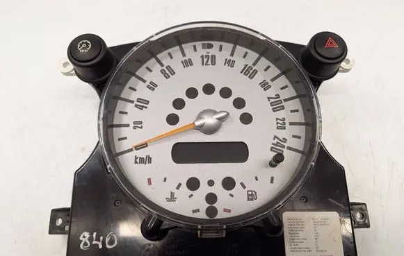 Mini One - Cooper R50 - 53 Speedometer (instrument cluster) 62116932507 62109126990 62116978319