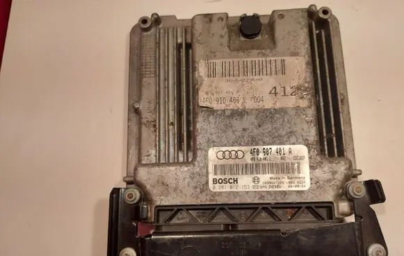 Audi A6 S6 C6 4F Engine control unit/module 4F0907408A