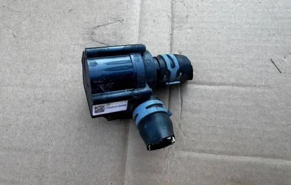 Audi A6 S6 C7 4G Electric auxiliary coolant/water pump 4G0121601A