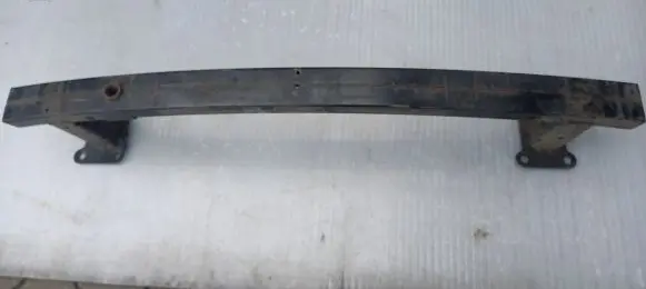 Nissan Qashqai Front bumper shock/impact absorber 