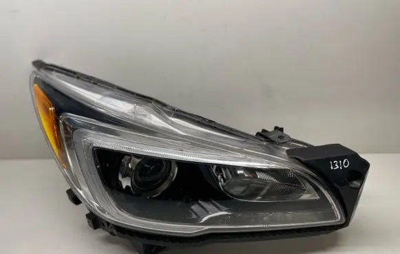 Subaru Outback Headlight/headlamp 84001AL00A