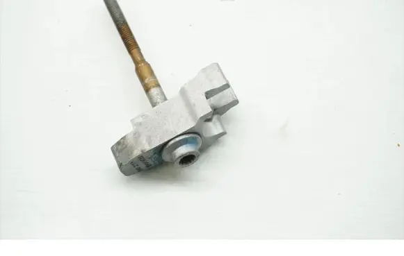 Volkswagen Polo V 6R Fuel Injector clamp holder 04B216A