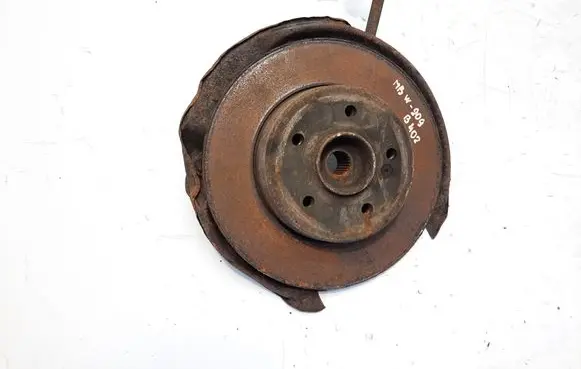 Rear wheel hub