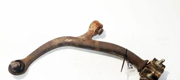 Citroen Saxo Front lower control arm/wishbone