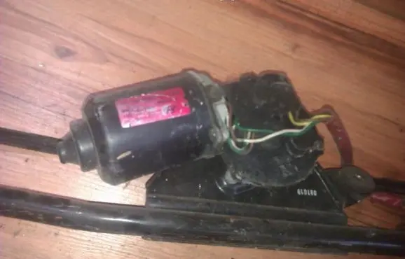 Hyundai Santa Fe Wiper motor 9811026900 98110-26900