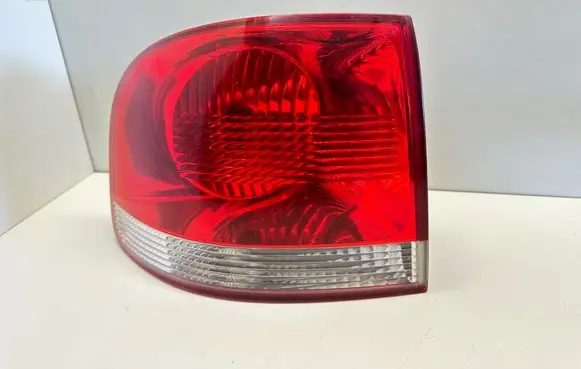 Volkswagen Touareg I Rear/tail lights 7L6945095K 6040403234