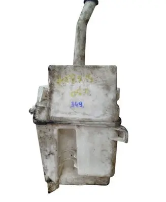 Toyota Avensis T250 Windshield washer fluid reservoir/tank 