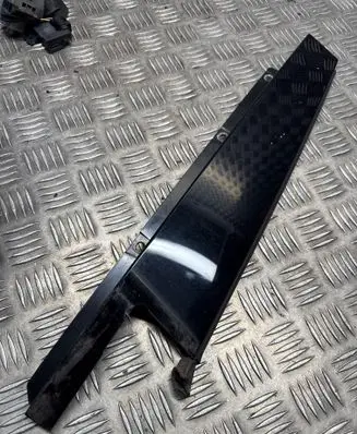 Fiat 500X Rear door glass trim molding 51939945 2600000002938