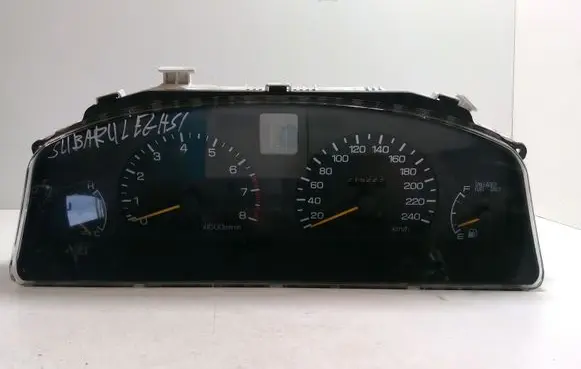 Subaru Legacy Speedometer (instrument cluster) 0164101