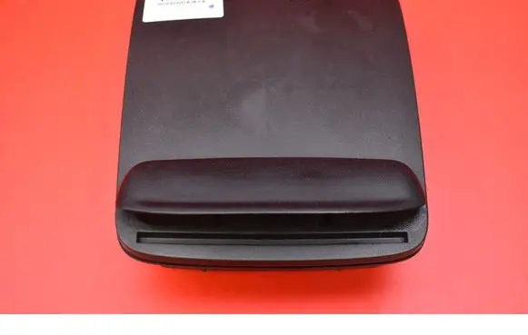 Glove box