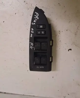 Toyota Prius (XW30) Electric window control switch