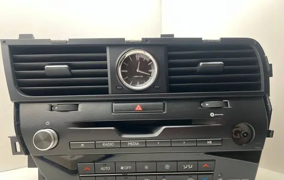Lexus RX 450H Radio/CD/DVD/GPS head unit 8614048220 FT0042F