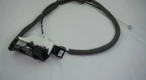 Peugeot Partner Sliding door lock 828414