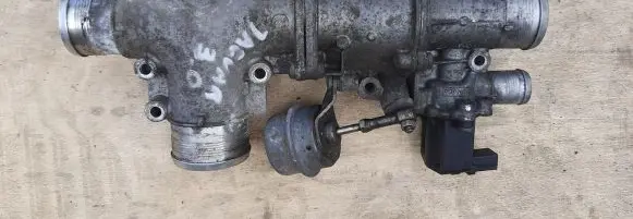 Jaguar XJ X351 EGR valve 1043806S02