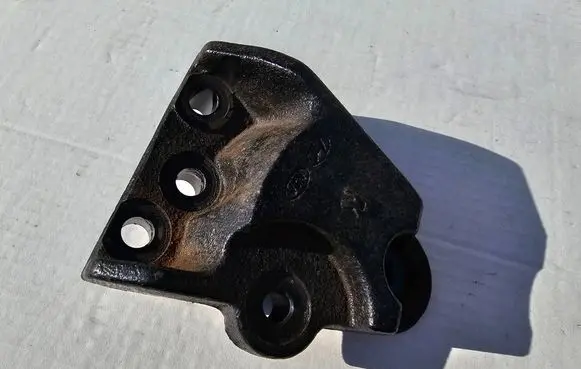 KIA Sportage Engine mount bracket FOD450