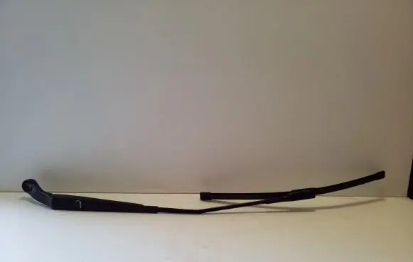 Audi Q3 F3 Front wiper blade arm 83C1955407A