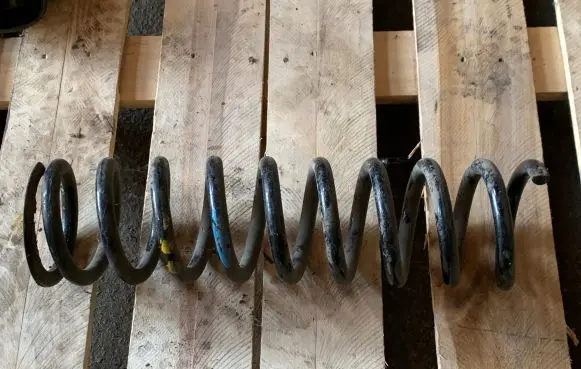 Mercedes-Benz S W140 Front coil spring
