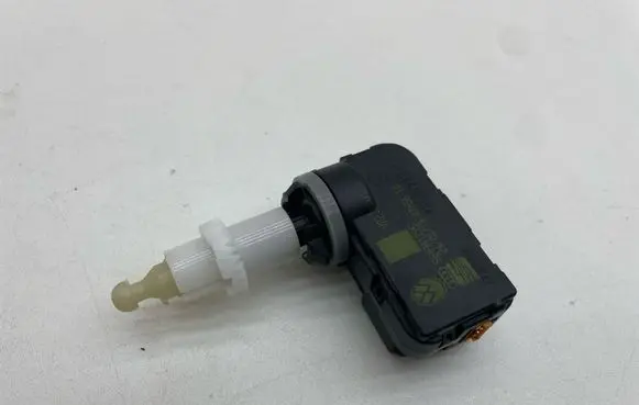 Audi A3 S3 8V Headlight level adjustment motor 5G0941295