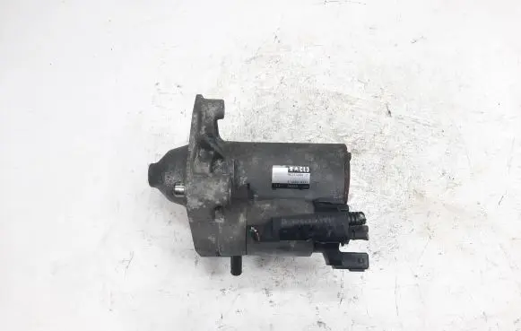 Peugeot 208 Starter motor 9671530880 4280008331 04016