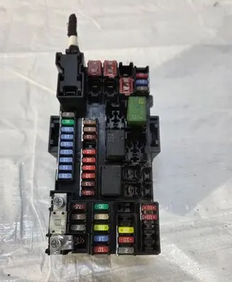 Opel Mokka Fuse box set 