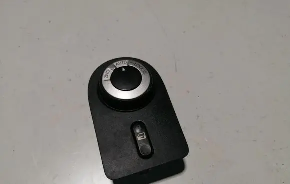 Nissan Qashqai Differential lock switch P13750A77200