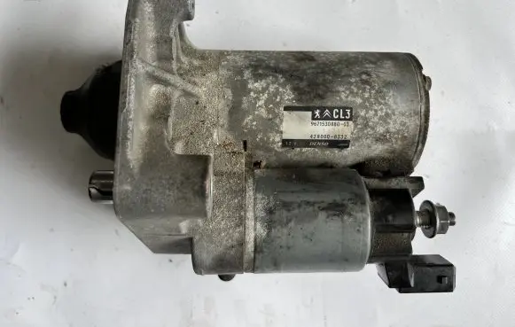 Citroen C3 Starter motor 9671530880