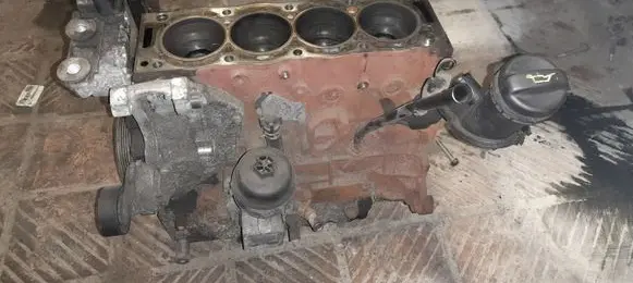 Ford Galaxy Engine block 