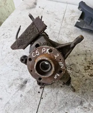 Citroen C5 Front wheel hub