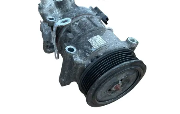Peugeot 3008 II Air conditioning (A/C) compressor (pump) 9675655880
