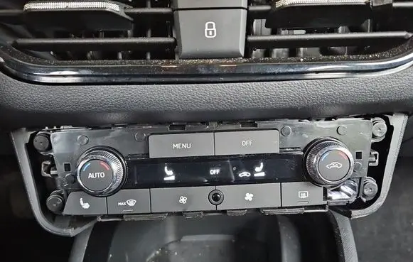 Skoda Kamiq Climate control/heater control trim 6VA907044E IMPRK1552382