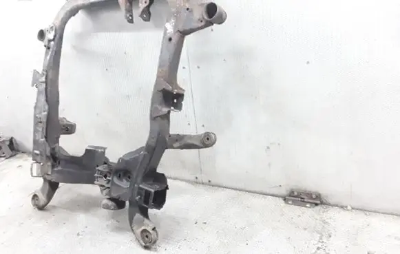 Opel Zafira B Front subframe