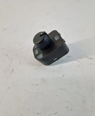 Audi A6 S6 C6 4F Wing mirror switch 8E0959565A