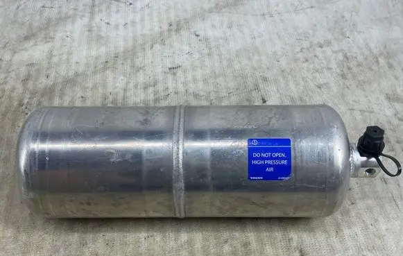 Volvo XC90 Air suspension tank/reservoir 31360725