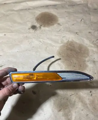 Ford Mondeo MK IV Front fender indicator light 7S7113K354BD