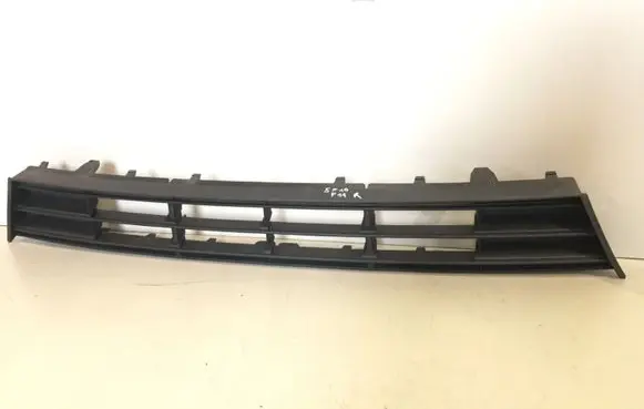 BMW 5 F10 F11 Front bumper lower grill 51117331724 7331724 18008610