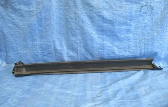 Lexus LBX Sill 7585052110