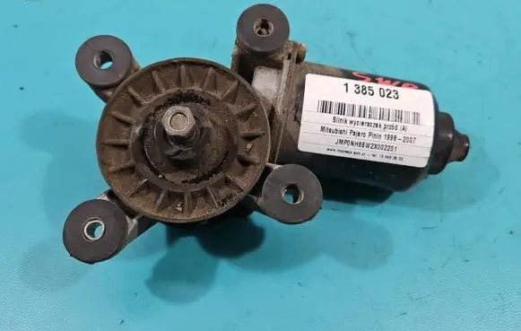 Mitsubishi Pajero Pinin Wiper motor MR515945 IMPRK1385023