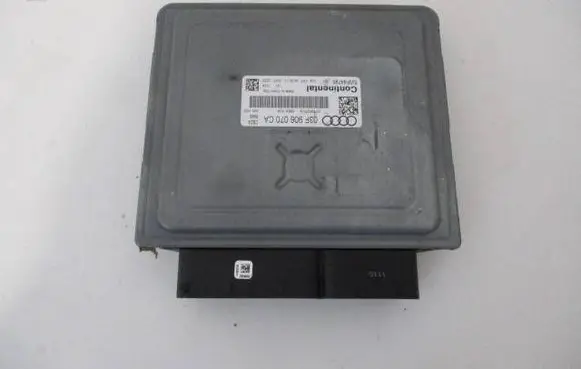Audi A1 Engine control unit/module 03F906070CA