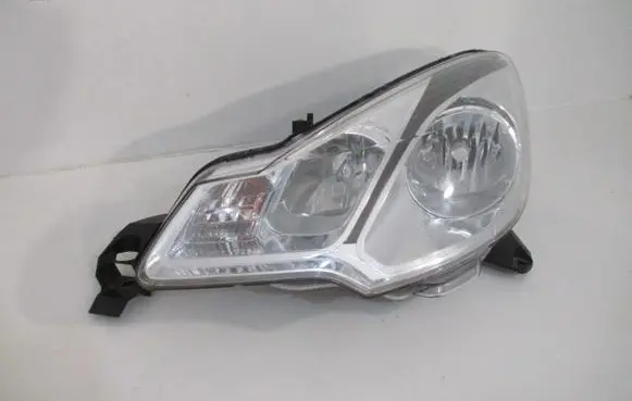 Citroen DS3 Headlight/headlamp 9677038380