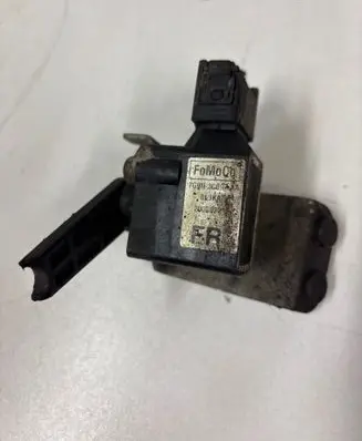 Volvo XC70 Headlight/headlamp level sensor 7G9N3C097AA BL3KA 20080221