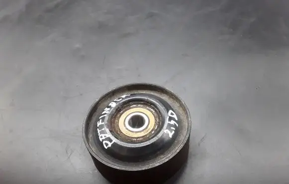 Nissan Pathfinder R51 Belt tensioner pulley NOCODE